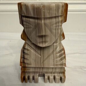 Heavy, vintage carved Aztec onyx stone figurine / bookend
